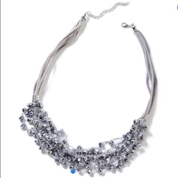 One of my favorites! Sparkly Necklace! BUNDLE IT!! - Picture 1 of 7